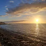 Surf & Sky - Americas 美洲海滩